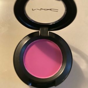 MAC Pink Eyeshadow/Blush